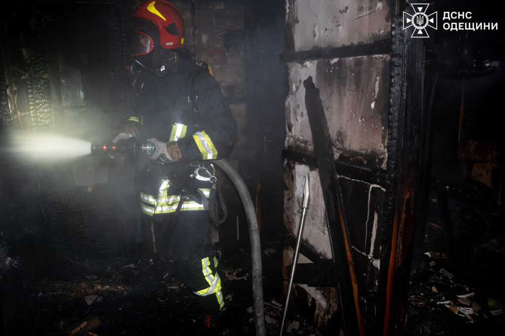 Нічна пожежа в Одесі: троє загиблих та п’ятеро врятованих із вогняної пастки