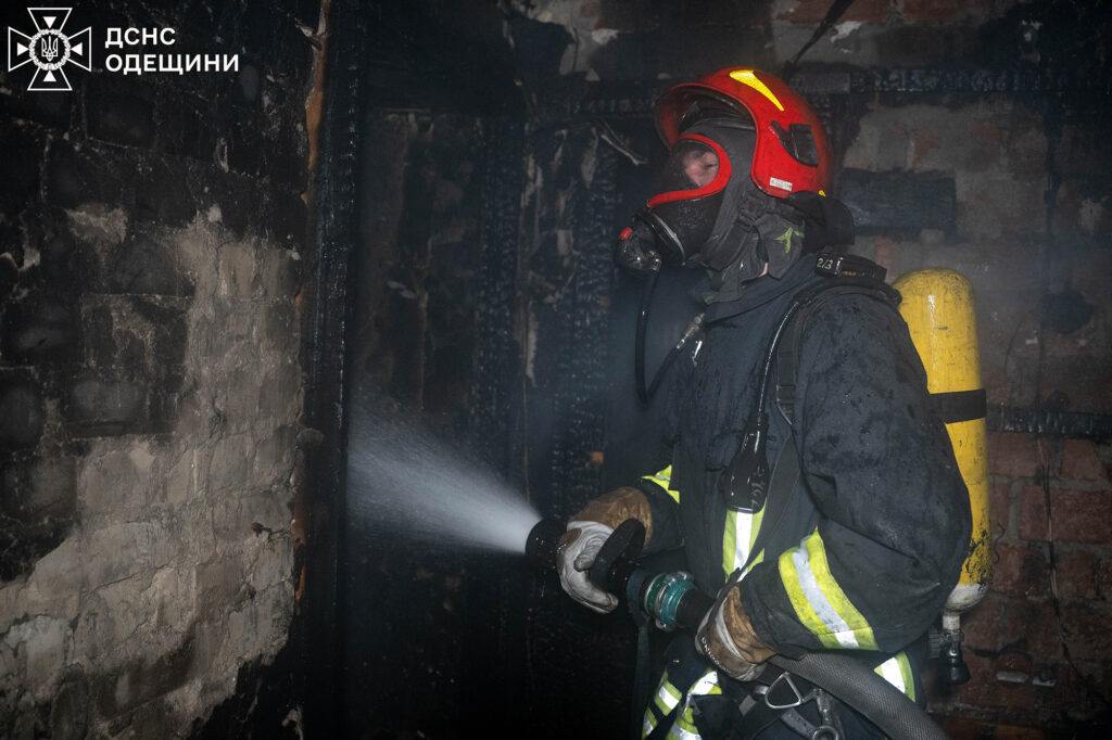 Нічна пожежа в Одесі: троє загиблих та п’ятеро врятованих із вогняної пастки