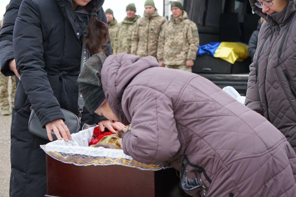 В Одесі попрощалися з прикордонником, який загинув на війні