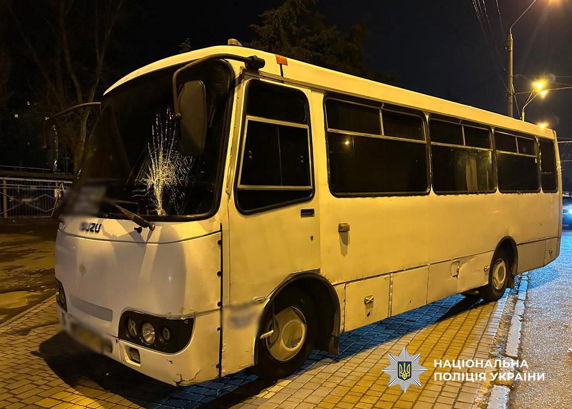 В Одесі маршрутка на смерть збила чоловіка В Одесі маршрутка на смерть збила чоловіка