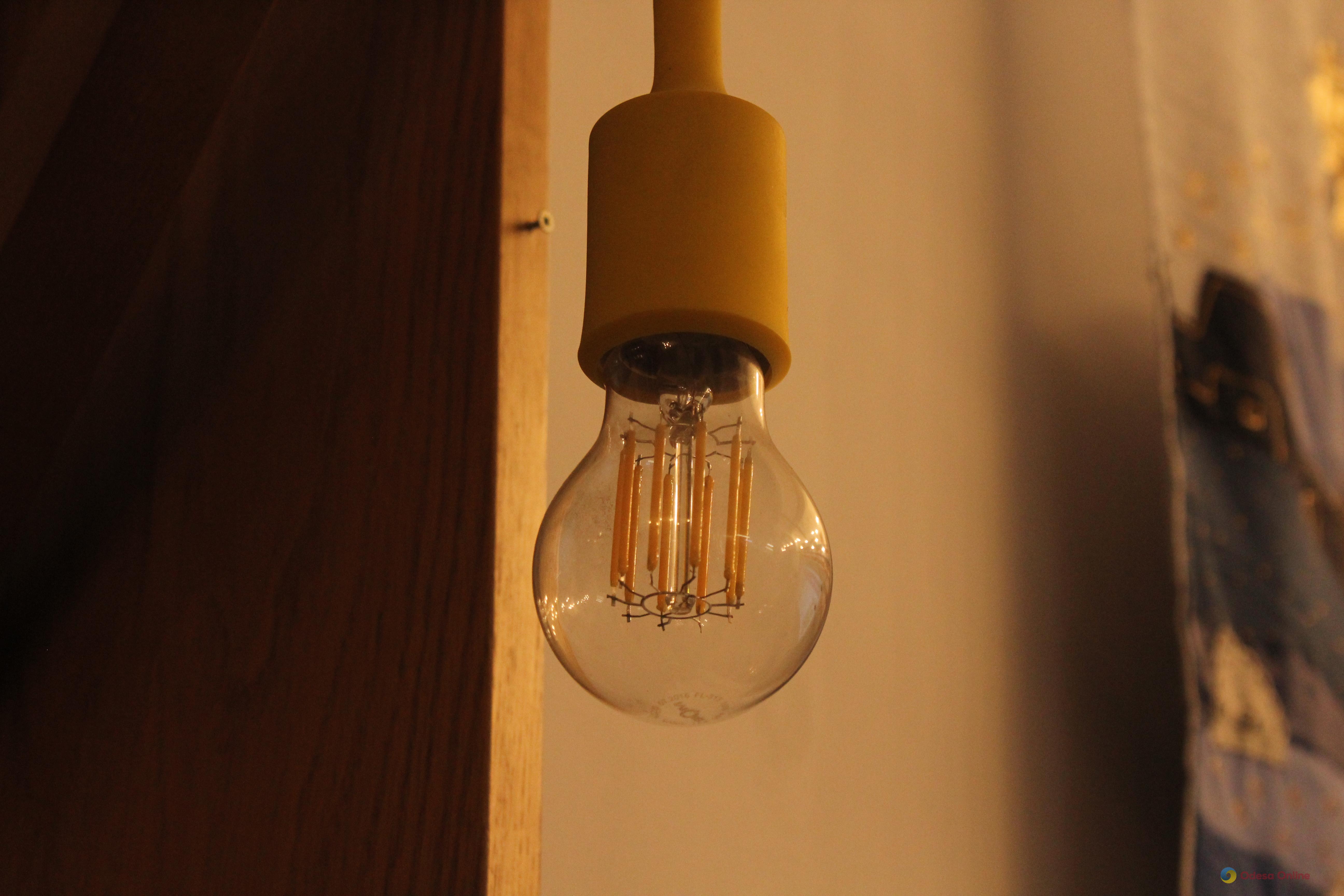 Оновлені графіки відключення світла в Одеській області на 10 грудня Оновлені графіки відключення світла в Одеській області на 10 грудня