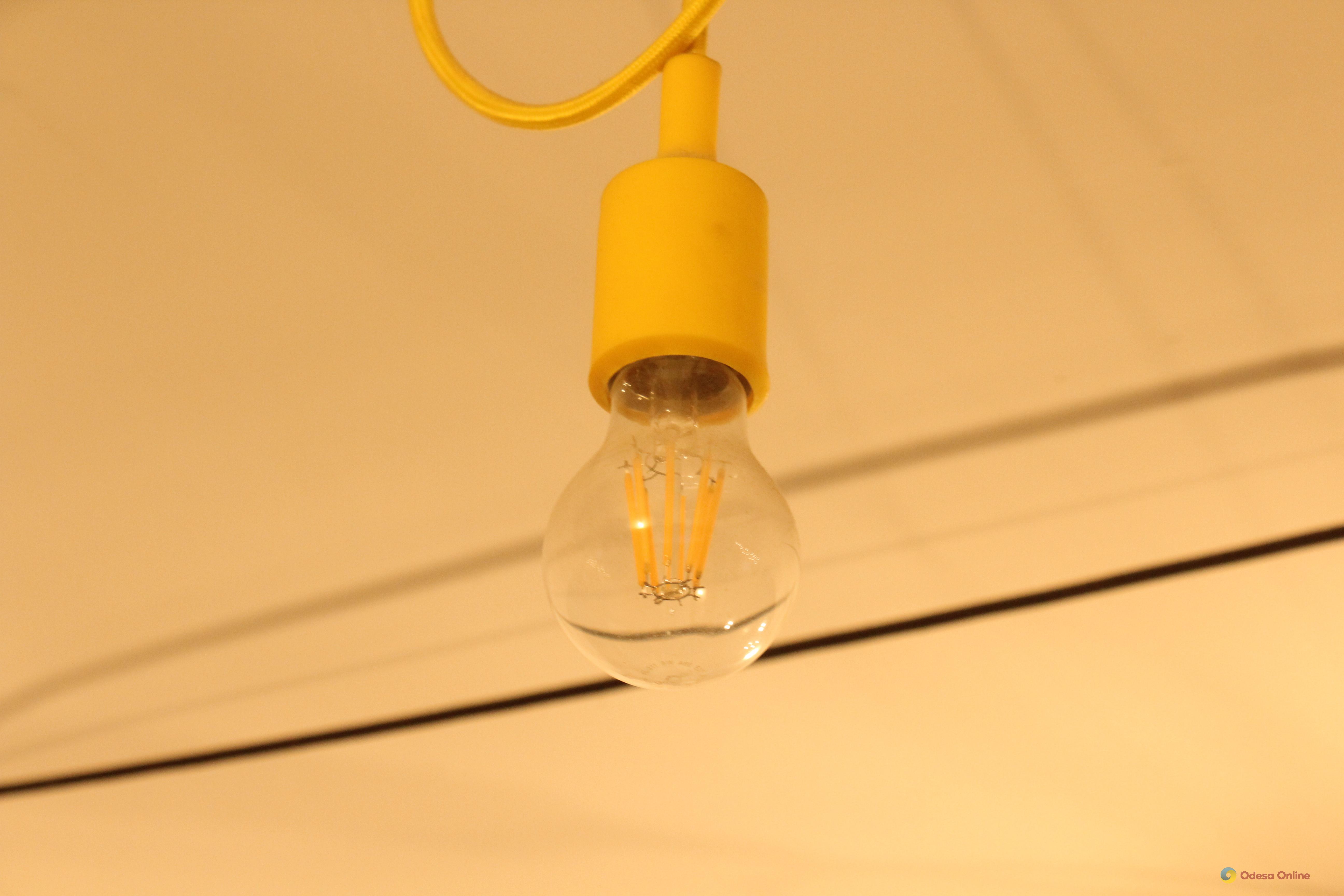 В Одесской области ввели экстренные отключения света В Одесской области ввели экстренные отключения света