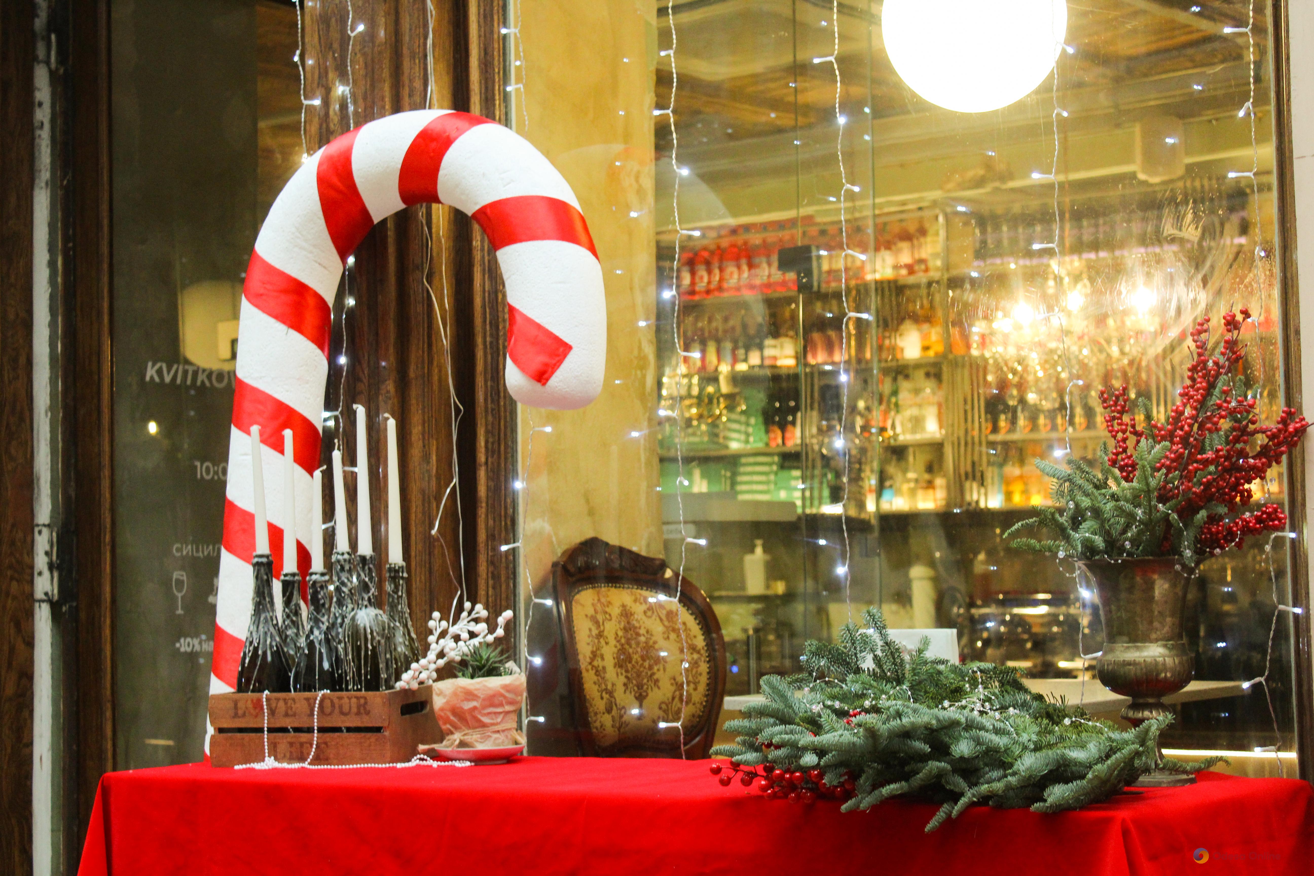 Фото тижня: Одеса між зимовою казкою та воєнною реальністю Фото тижня: Одеса між зимовою казкою та воєнною реальністю