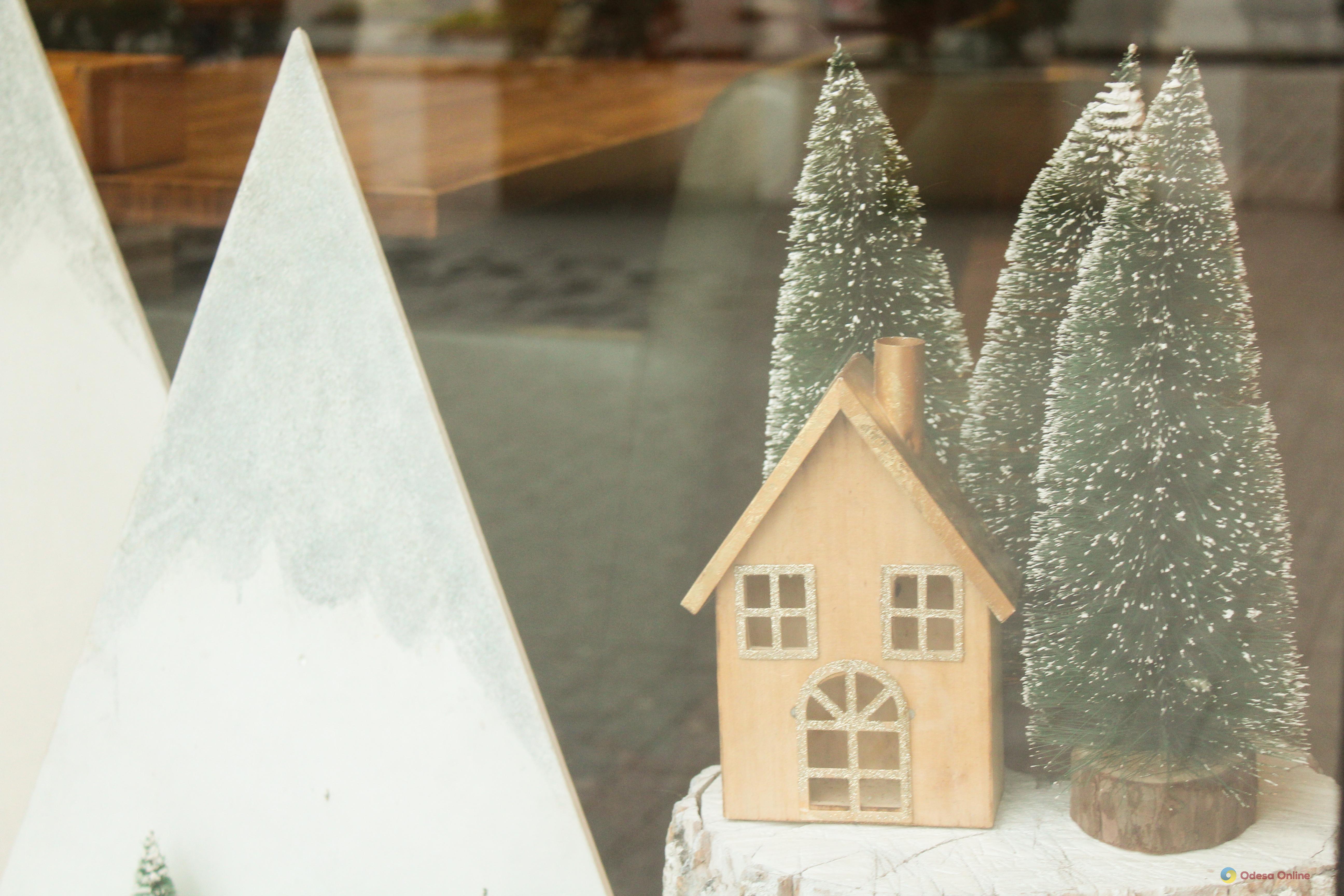 Фото тижня: Одеса між зимовою казкою та воєнною реальністю Фото тижня: Одеса між зимовою казкою та воєнною реальністю