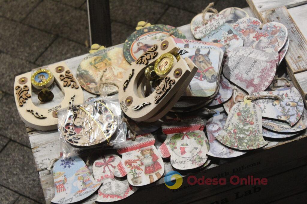 Близько 35 майстрів з Одеси та області представили роботи на крафтовому ярмарку (фото)