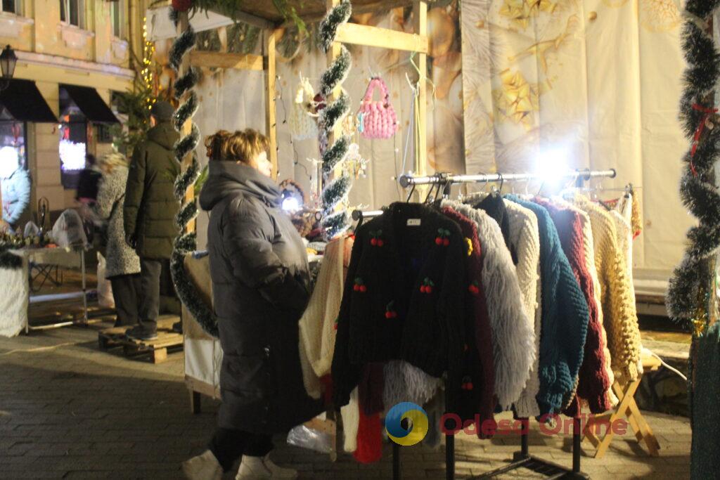 Близько 35 майстрів з Одеси та області представили роботи на крафтовому ярмарку (фото)