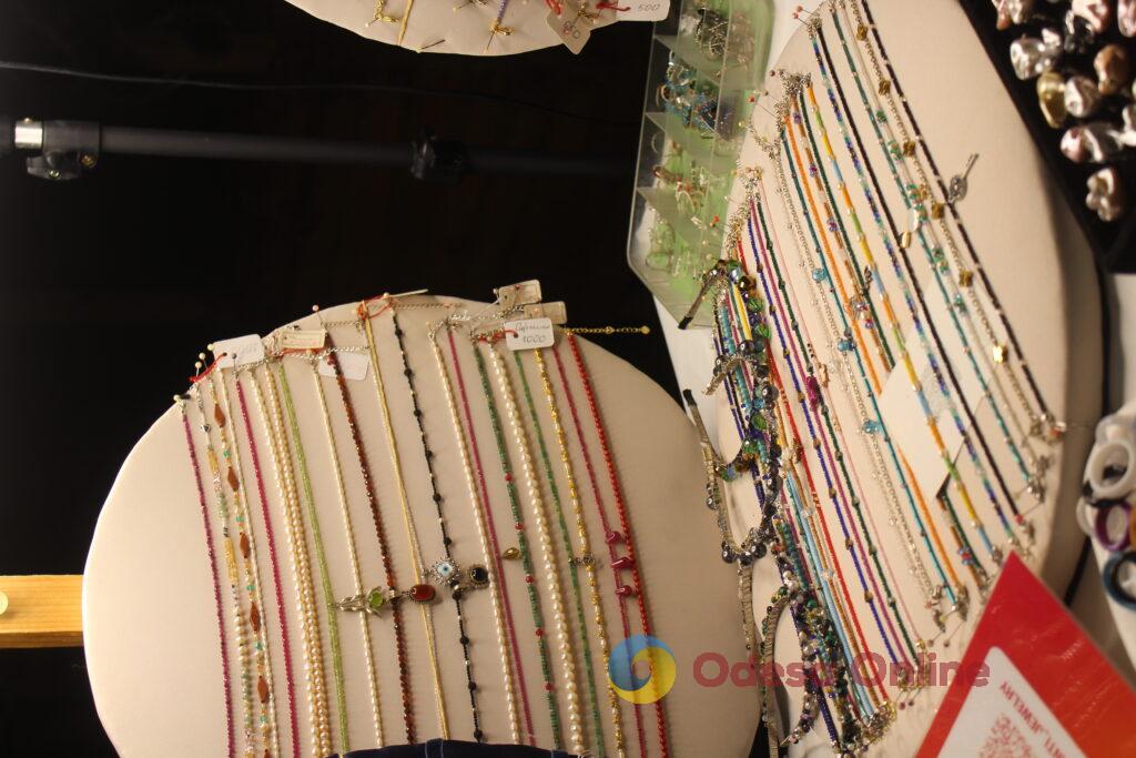 Близько 35 майстрів з Одеси та області представили роботи на крафтовому ярмарку (фото)