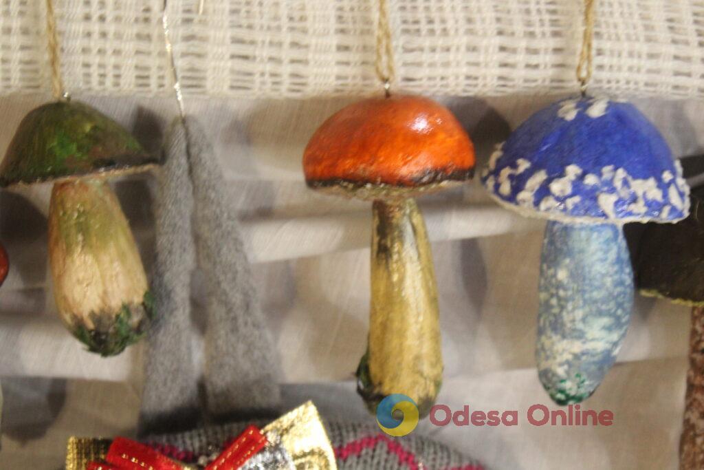 Близько 35 майстрів з Одеси та області представили роботи на крафтовому ярмарку (фото)