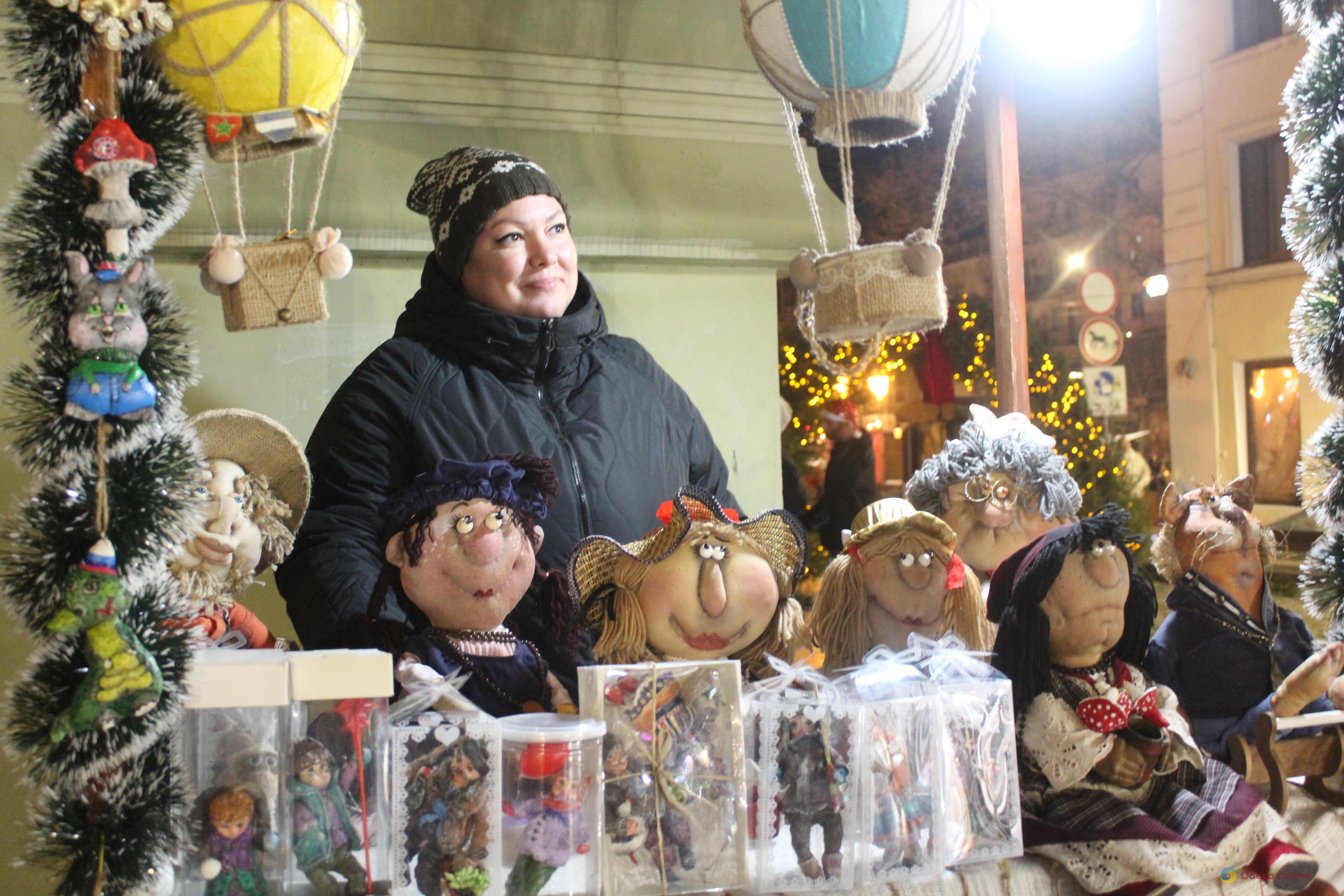 Близько 35 майстрів з Одеси та області представили роботи на крафтовому ярмарку (фото)