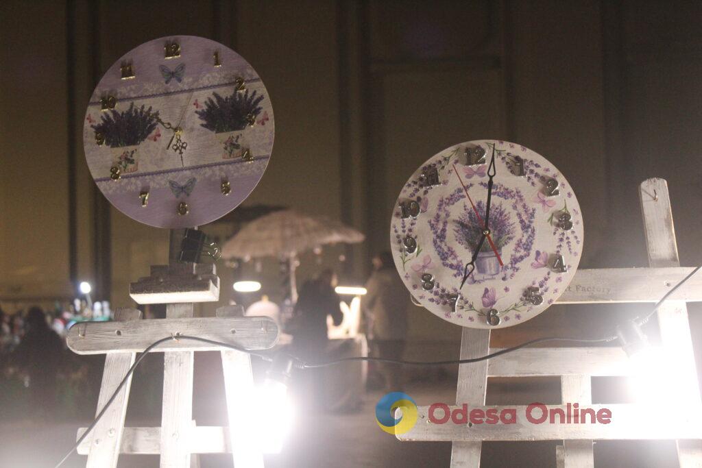 Близько 35 майстрів з Одеси та області представили роботи на крафтовому ярмарку (фото)