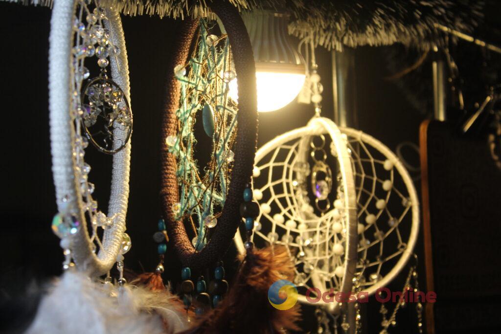 Близько 35 майстрів з Одеси та області представили роботи на крафтовому ярмарку (фото)