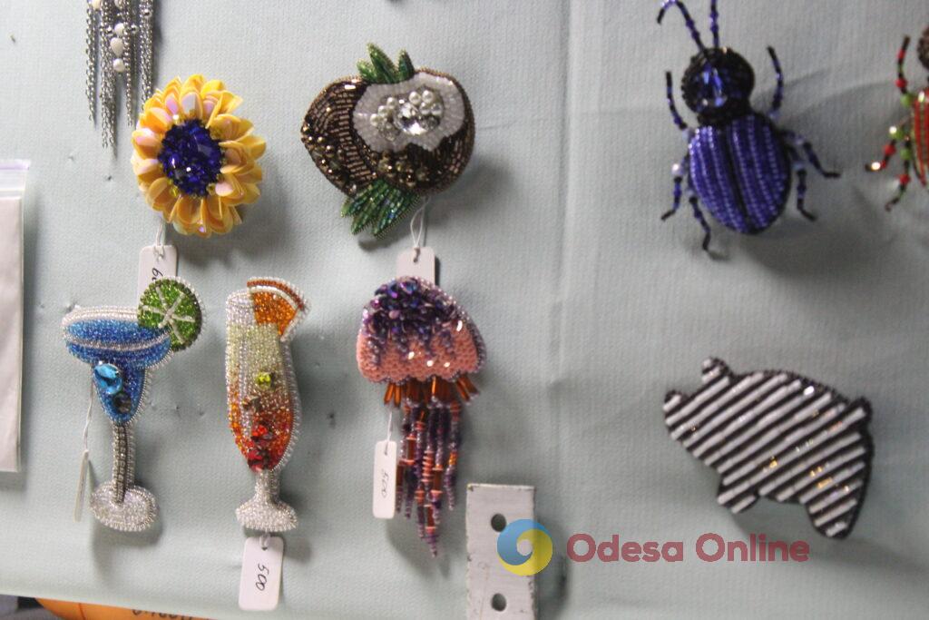Близько 35 майстрів з Одеси та області представили роботи на крафтовому ярмарку (фото)