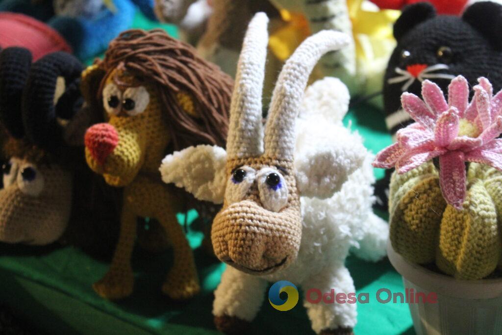 Близько 35 майстрів з Одеси та області представили роботи на крафтовому ярмарку (фото)