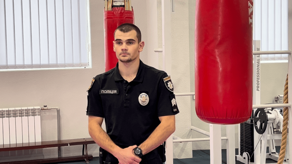 Олександр Цимбалюк: двічі чемпіон Кубку світу, поліцейський та дитячий тренер Олександр Цимбалюк: двічі чемпіон Кубку світу, поліцейський та дитячий тренер