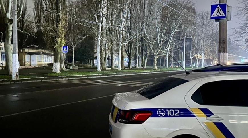 В Киевском районе Одессы водитель Lexus сбил пенсионера и скрылся В Киевском районе Одессы водитель Lexus сбил пенсионера и скрылся