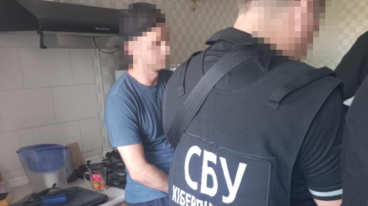 В Одессе усилили наказание мужчине за распространение данных о тцкашниках В Одессе усилили наказание мужчине за распространение данных о тцкашниках