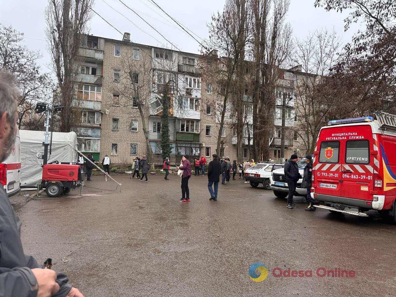 Нічна атака на Одесу: фоторепортаж з місця та свідчення очевидців