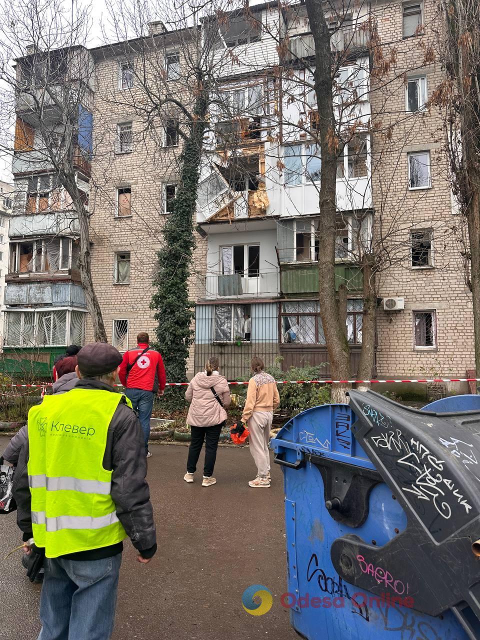 Нічна атака на Одесу: фоторепортаж з місця та свідчення очевидців