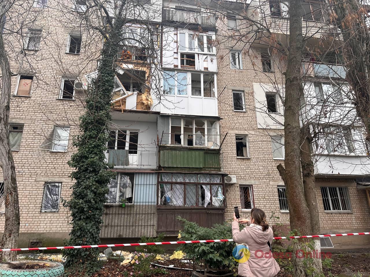 Нічна атака на Одесу: фоторепортаж з місця та свідчення очевидців