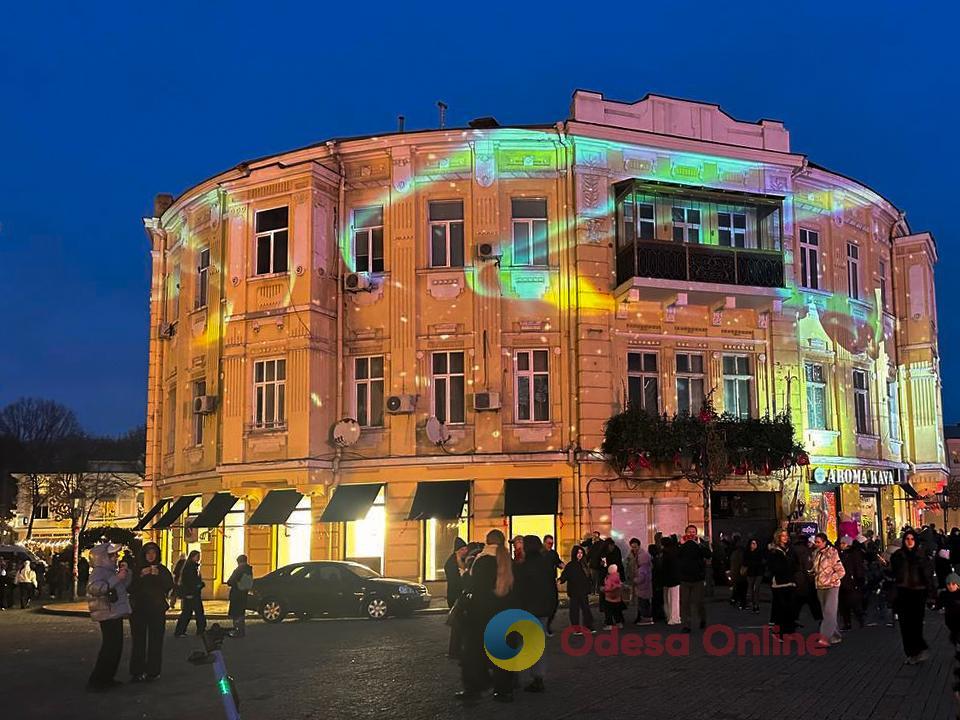 Фото тижня: Одеса між зимовою казкою та воєнною реальністю Фото тижня: Одеса між зимовою казкою та воєнною реальністю