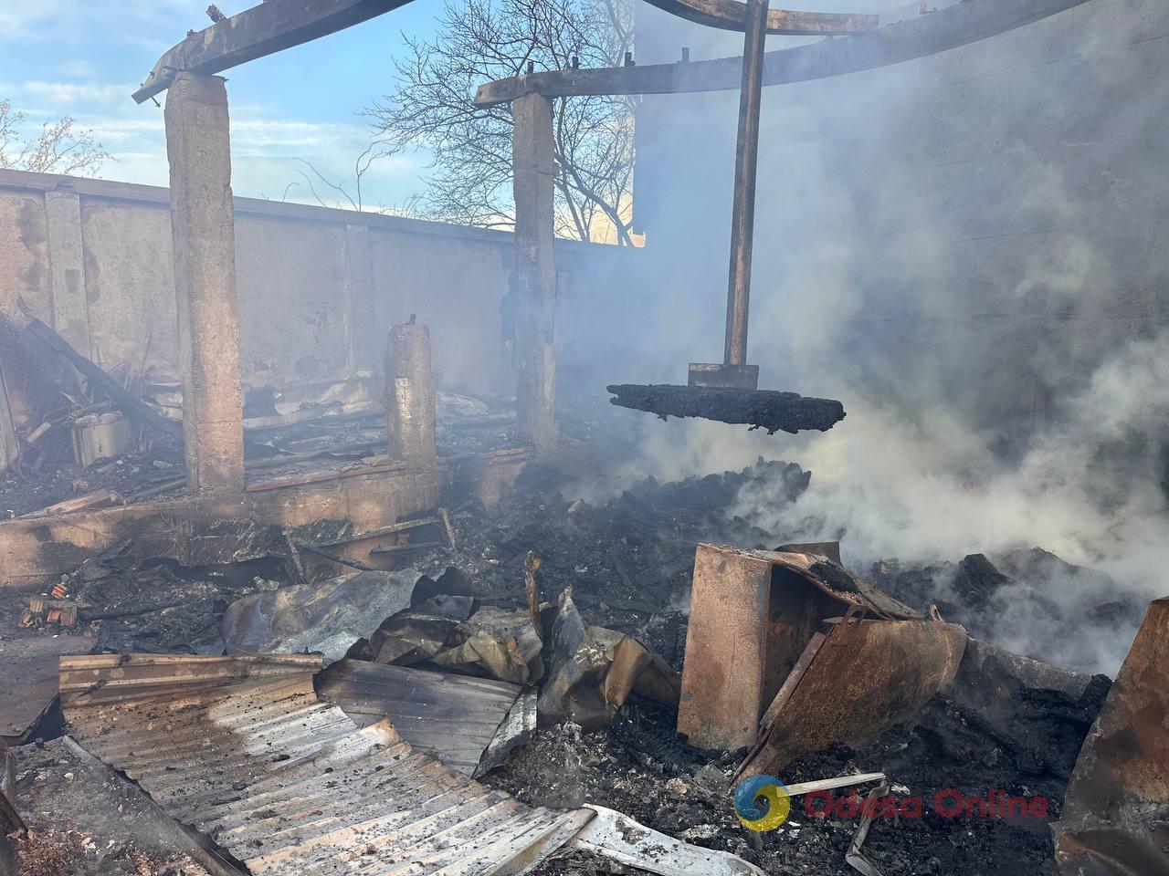 Одна з наймасованіших атак на Одесу: репортаж з місця та свідчення очевидців Одна з наймасованіших атак на Одесу: репортаж з місця та свідчення очевидців