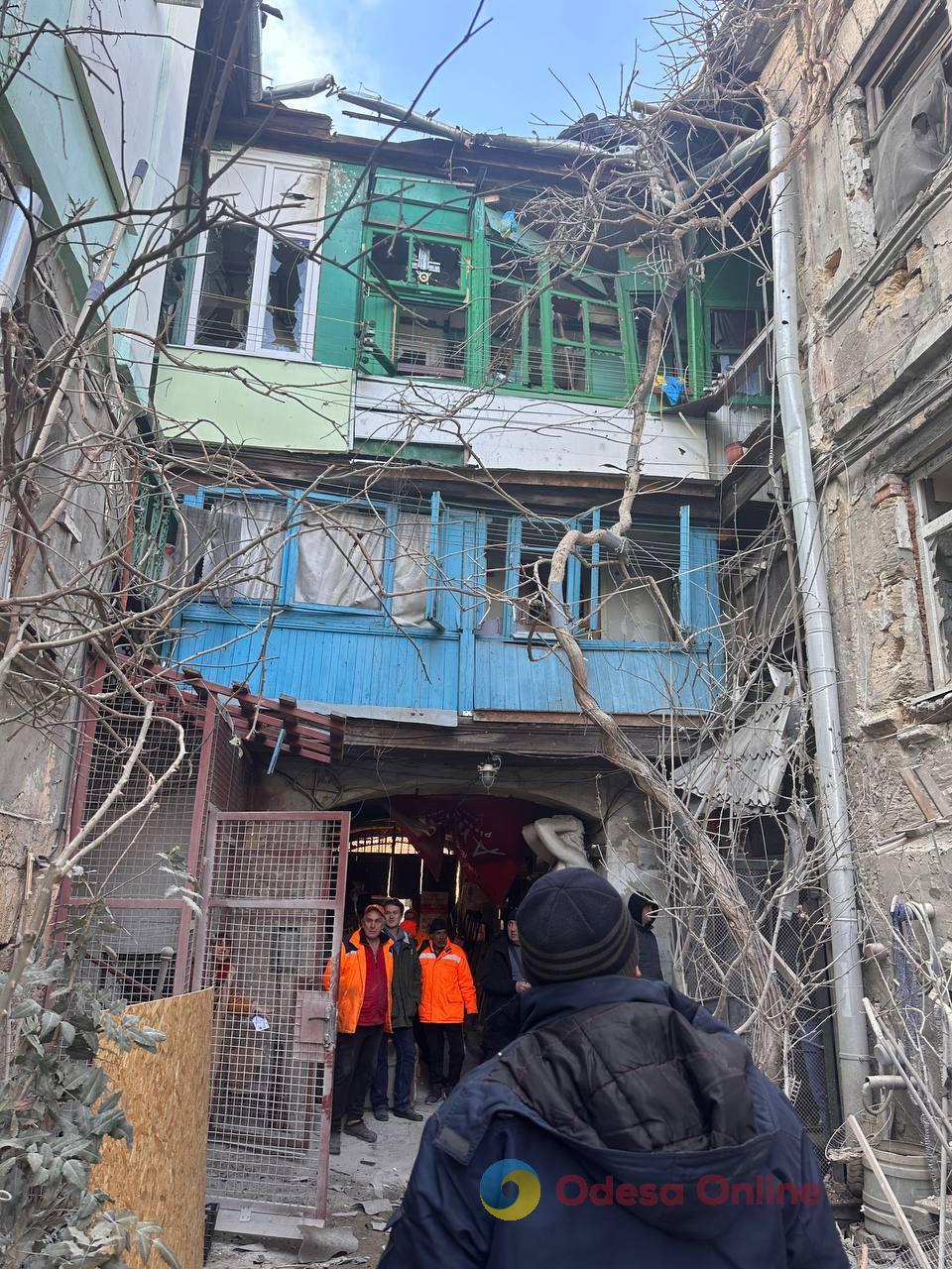 Одна з наймасованіших атак на Одесу: репортаж з місця та свідчення очевидців Одна з наймасованіших атак на Одесу: репортаж з місця та свідчення очевидців