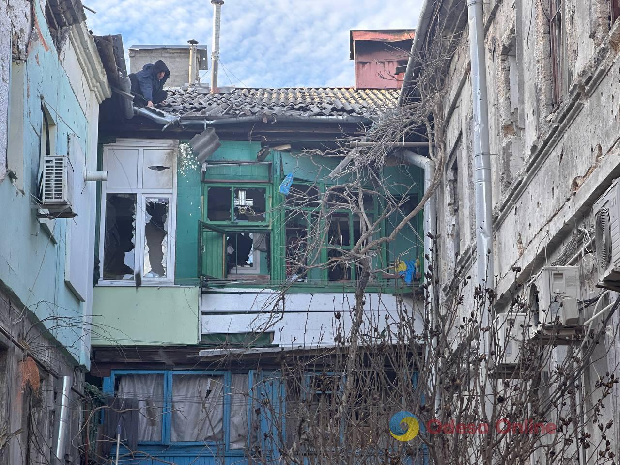 Одна з наймасованіших атак на Одесу: репортаж з місця та свідчення очевидців Одна з наймасованіших атак на Одесу: репортаж з місця та свідчення очевидців