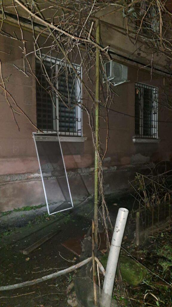 Чоловік отримав поранення внаслідок нічної атаки РФ на Одесу