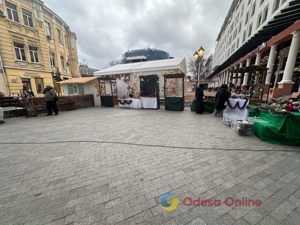 Близько 35 майстрів з Одеси та області представили роботи на крафтовому ярмарку (фото)