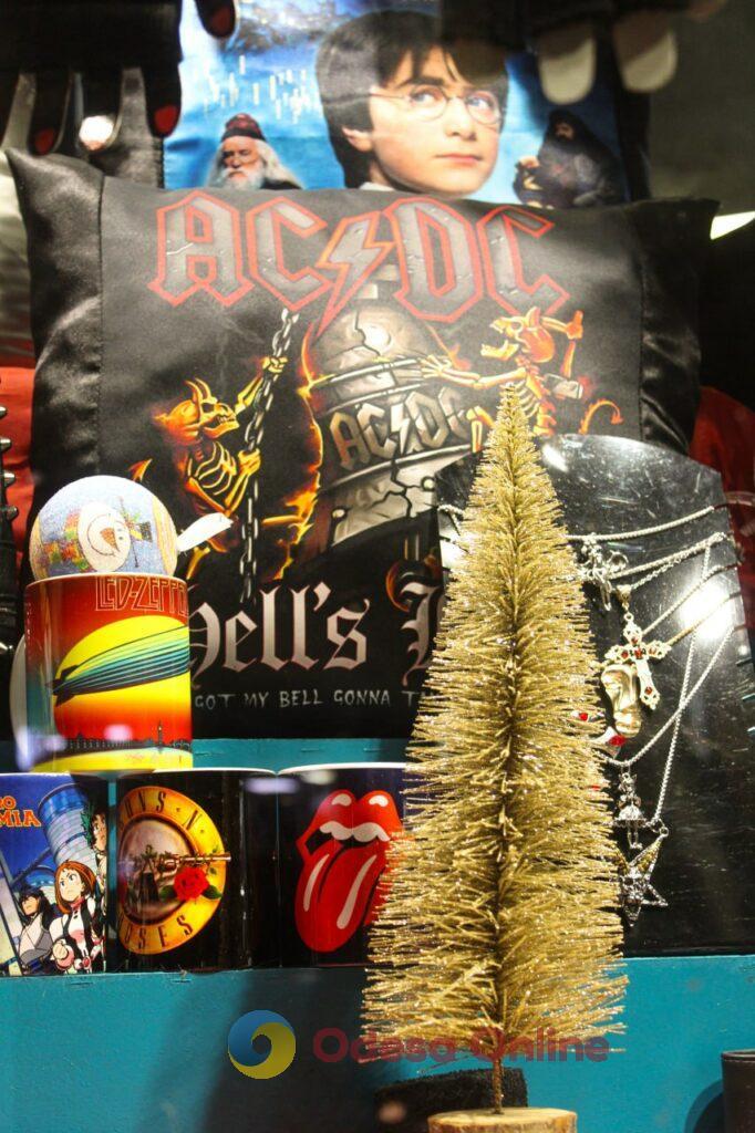 Магія деталей: одеські заклади дивують унікальними святковими інсталяціями