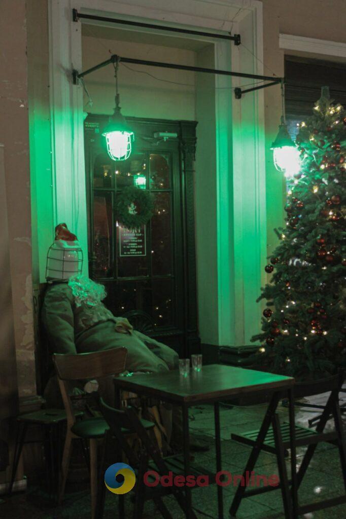 Магія деталей: одеські заклади дивують унікальними святковими інсталяціями