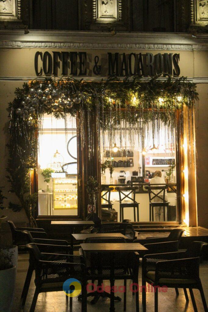 Магія деталей: одеські заклади дивують унікальними святковими інсталяціями