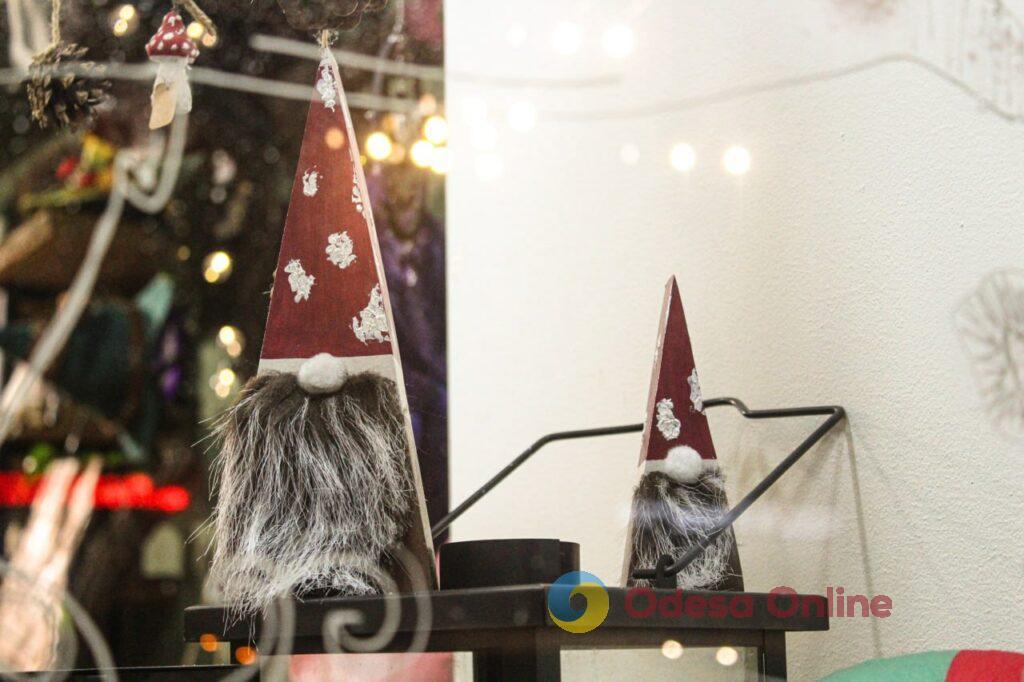 Магія деталей: одеські заклади дивують унікальними святковими інсталяціями