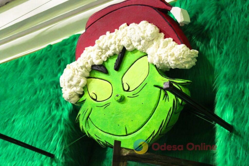 Магія деталей: одеські заклади дивують унікальними святковими інсталяціями