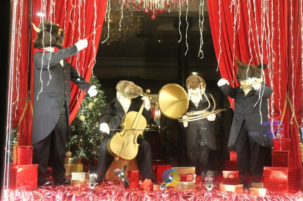 Магія деталей: одеські заклади дивують унікальними святковими інсталяціями