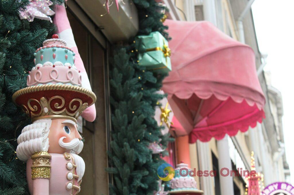 Магія деталей: одеські заклади дивують унікальними святковими інсталяціями