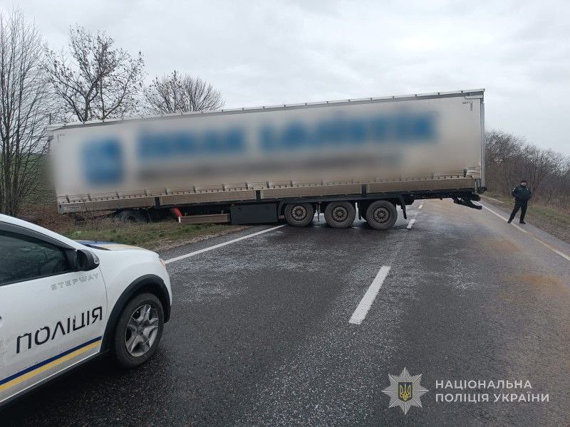 На трасі Одеса – Рені ускладнений рух через ДТП