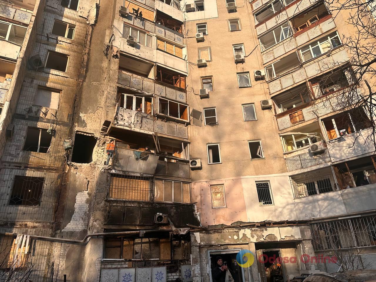 Атака на Одесу в ніч на 31 грудня: репортаж з місця та свідчення очевидців Атака на Одесу в ніч на 31 грудня: репортаж з місця та свідчення очевидців