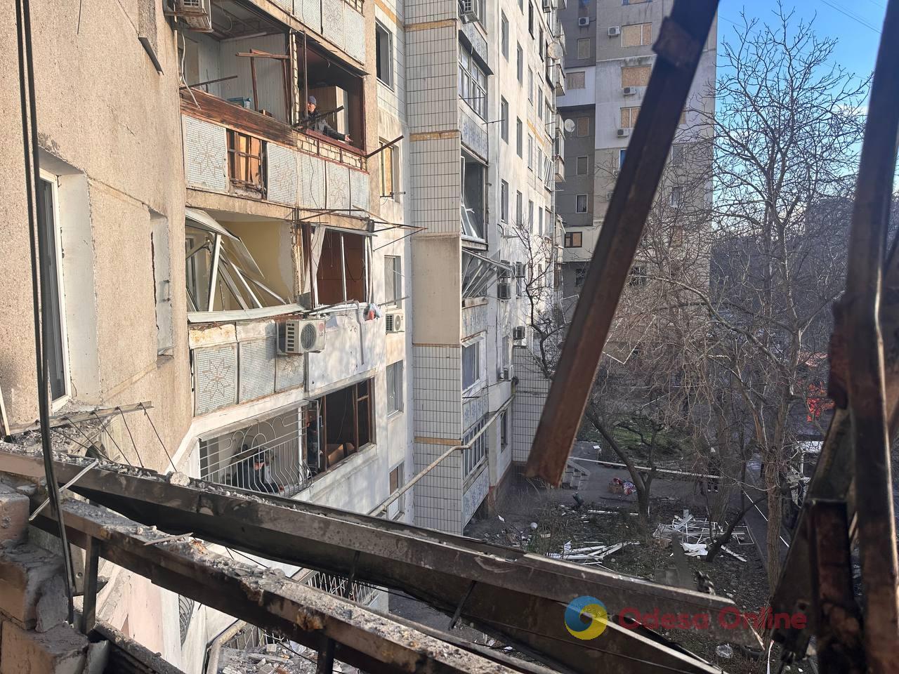 Атака на Одесу в ніч на 31 грудня: репортаж з місця та свідчення очевидців Атака на Одесу в ніч на 31 грудня: репортаж з місця та свідчення очевидців