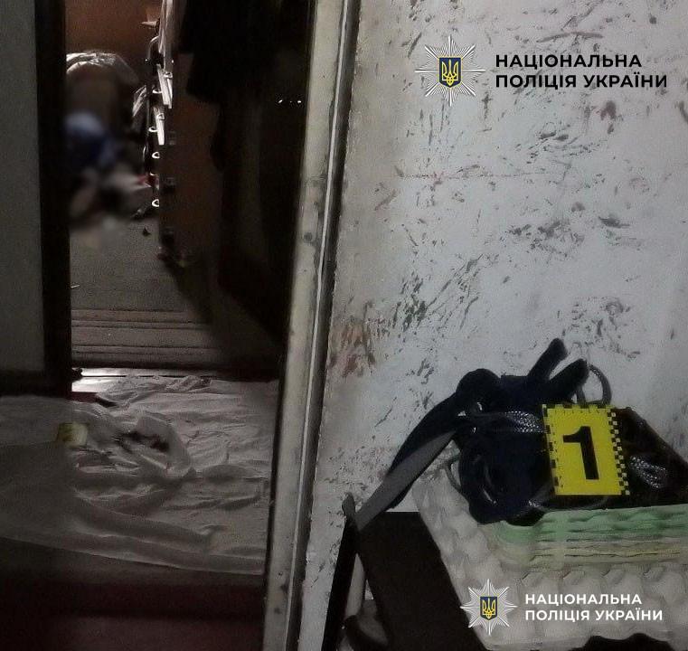 Планував втекти до Одеси: підозрюваного у вбивстві чоловіка затримали на столичному вокзалі