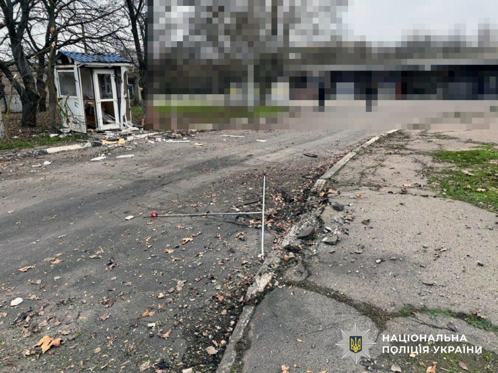 В Херсонской области из-за обстрелов два человека погибли, еще шестеро получили ранения