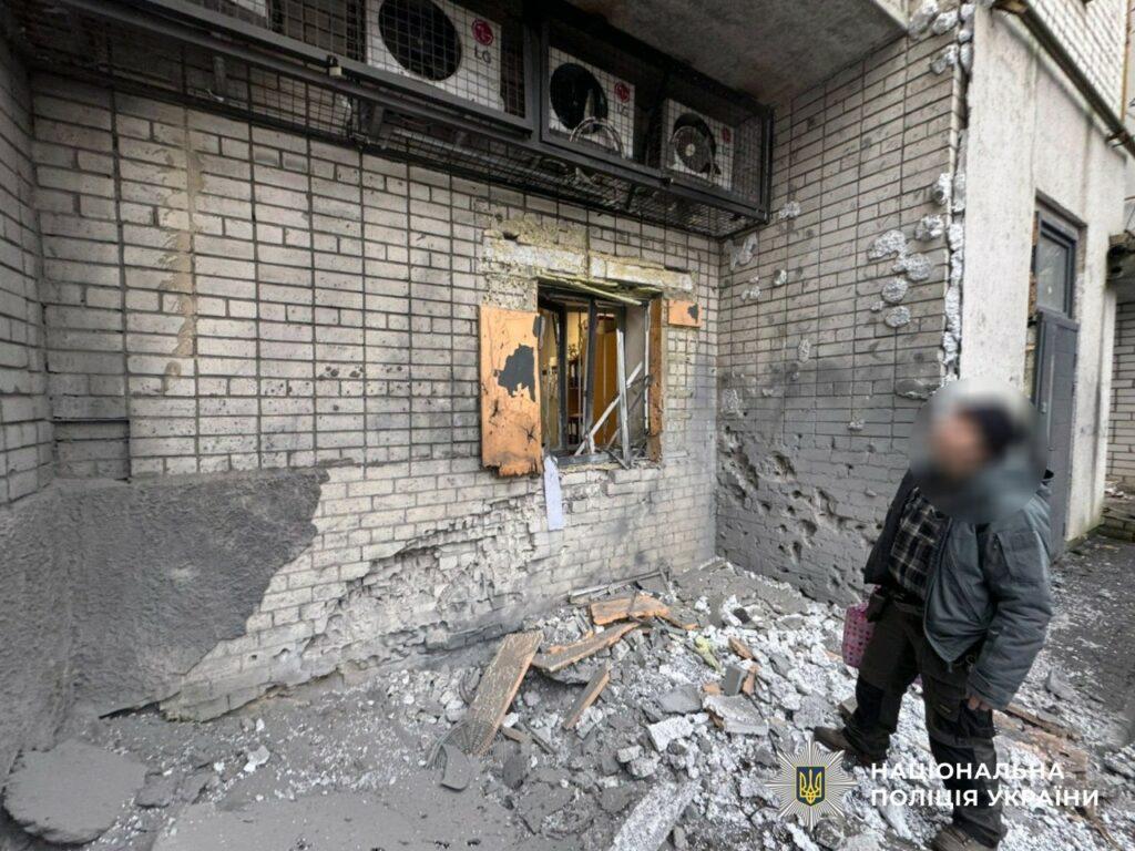 Один человек погиб и восемь ранены из-за российских ударов по Херсонской области Один человек погиб и восемь ранены из-за российских ударов по Херсонской области