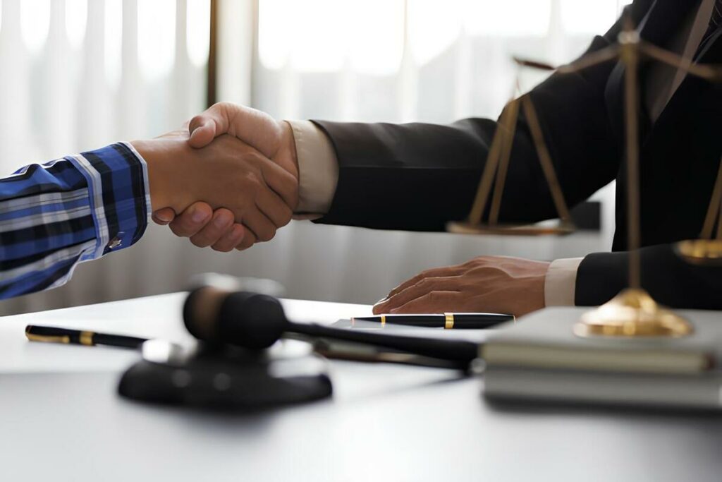 Как найти хорошего адвоката?