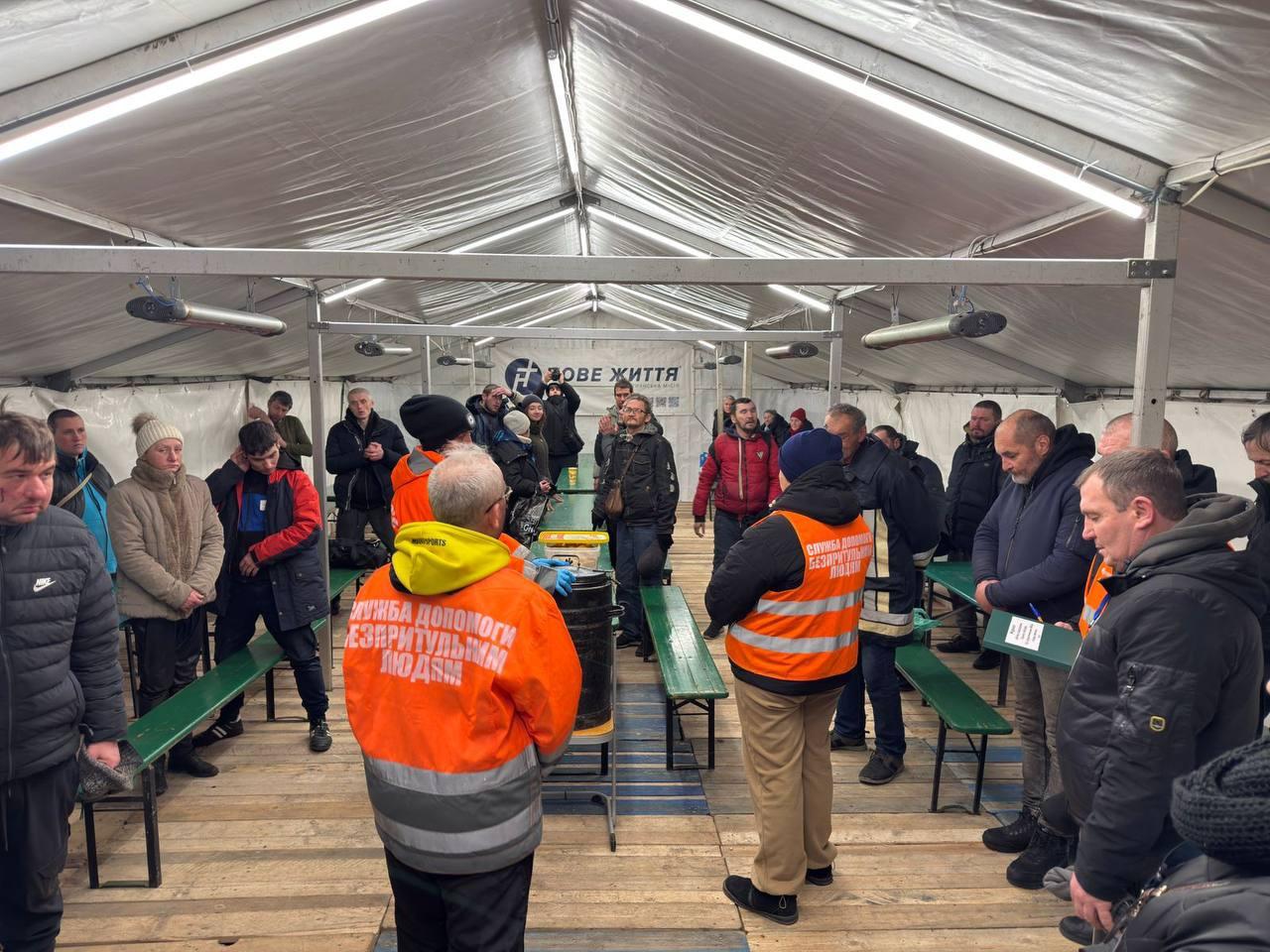 В Одессе на Куликовом поле заработал круглосуточный пункт обогрева