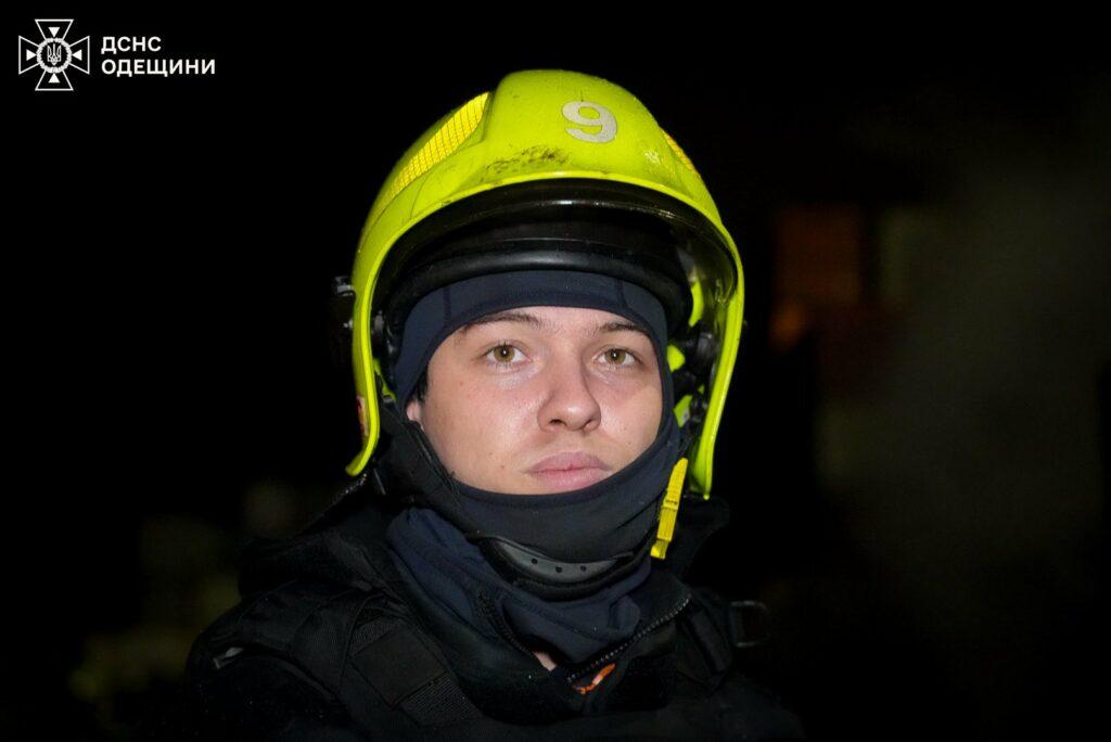 Обличчя відваги: як працюють одеські рятувальники під загрозою повторних ударів