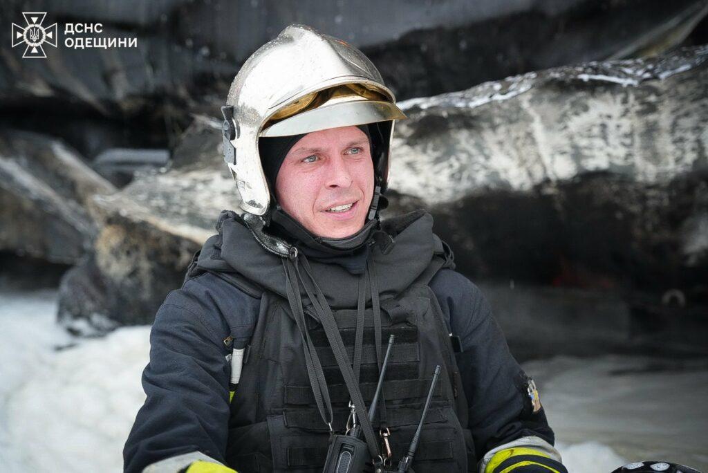 Обличчя відваги: як працюють одеські рятувальники під загрозою повторних ударів