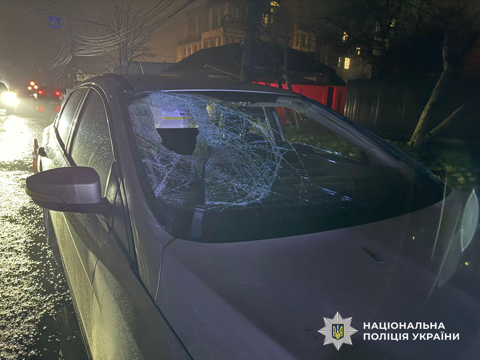 Автомобіль збив на смерть пішохода у Київському районі Одеси Автомобіль збив на смерть пішохода у Київському районі Одеси