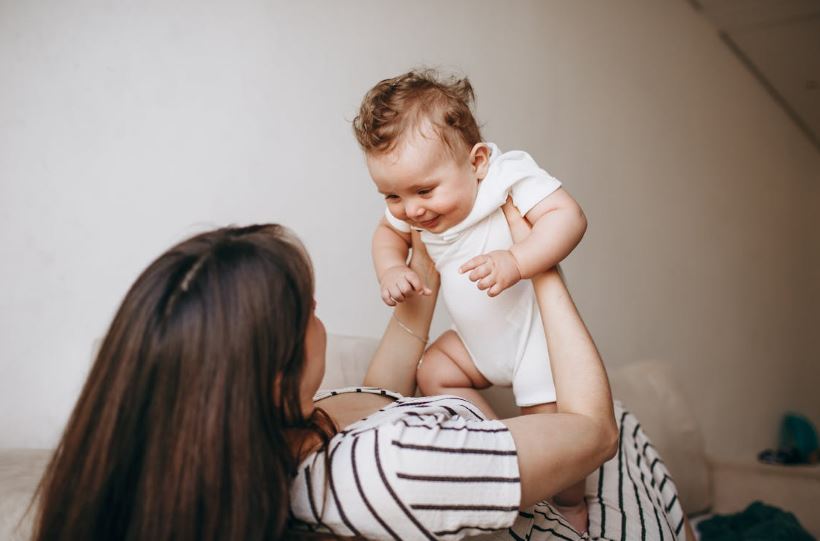 Влияние блога Huggies на принятие решения о заботе о здоровье детей и их благополучии