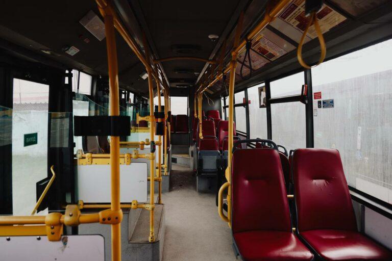 В Одесі безкоштовні автобуси курсуватимуть за маршрутами чотирьох трамваїв та чотирьох тролейбусів