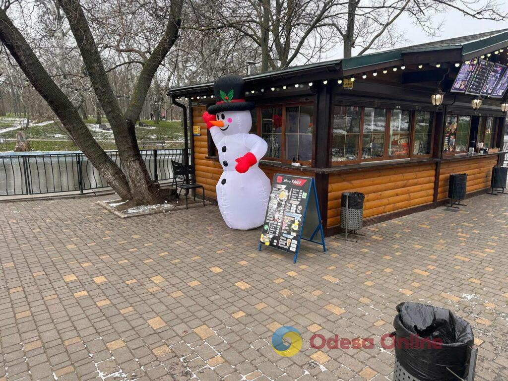 Первые снеговики и крещенские купания: фотохроника недели в Одессе